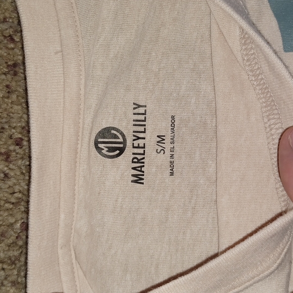 Hello Fall long sleeve shirt MarleyLilly Women's size S/M 'hello fall' graphic - Picture 9 of 17